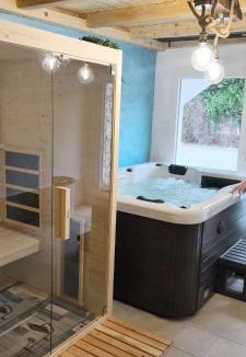 Lic House | Kuća za odmor Delak