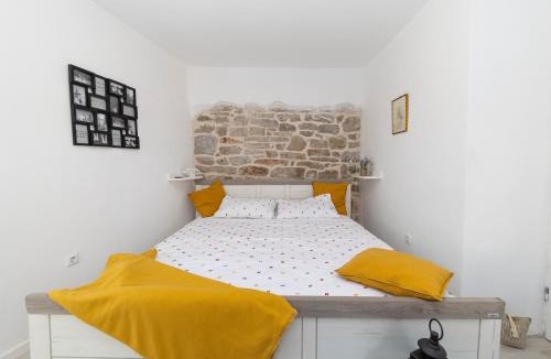 Betina Villa | Villa Agora - Betina