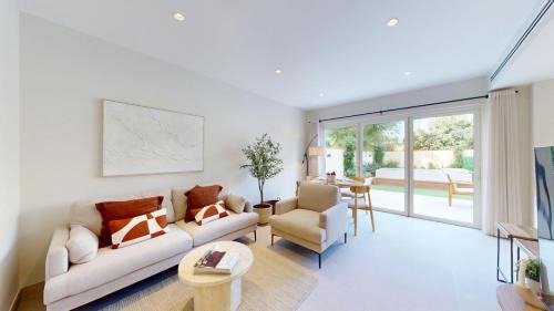 Dubai House | Vacationer Holiday Homes l Opulent 2 Bedroom Villa l Private Plunge Pool