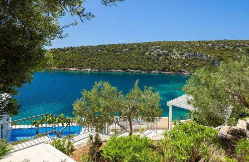 Vinisce Villa | Seaside luxury villa with a swimming pool Cove Ljubljeva, Trogir - 19258