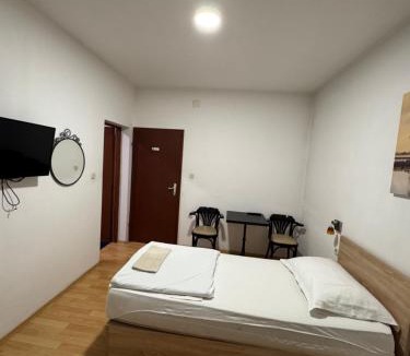 Pozega Hotel | Sobe Zimmer Frei