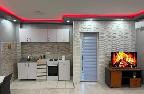 Jakovo Apartment | Infinity Apartman Obrenovac, sa parkingom privatnim