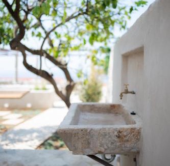Pile Villa | Maxima Comoda luxury villa