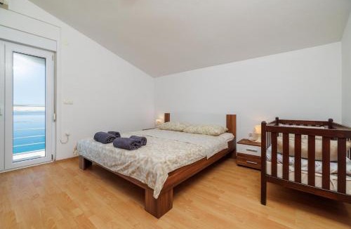 Baric Draga Apartment | Apartment Toma