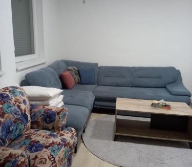 Zivinice Apartment | Stan Živinice bb