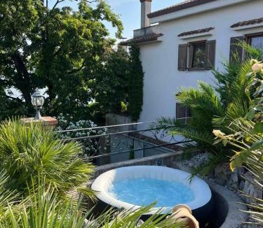 Koper Apartment | SunVilla with hot tub