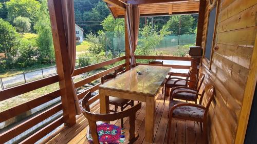 Sipovo House | Planinske kolibe Šipovo 3