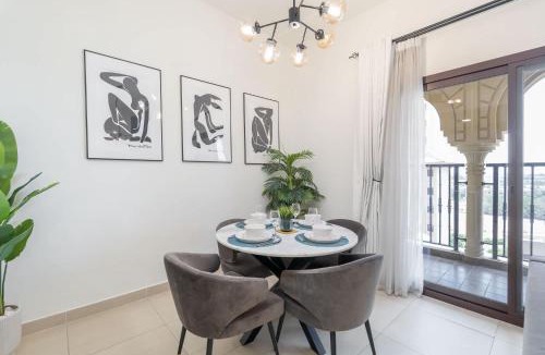 Dubai Apartment | StayShort - Stylish 1-Bedroom Retreat with Pool in Vibrant Jumeirah Golf Estates