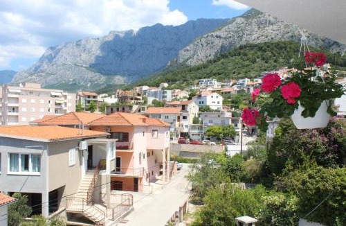 Vrpolje Apartment | Adriona apartments with parking