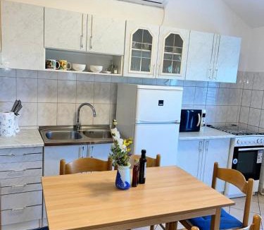 Veli Rat Apartment | Apartments by the sea Veli Rat, Dugi otok - 436