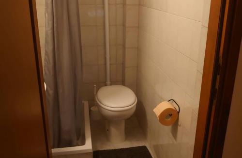 Molunat Apartment | Villa Peragi - Triple Room with Balcony and Private External Bathroom