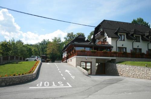 Mukinje House | Guesthouse Villa Plitvička