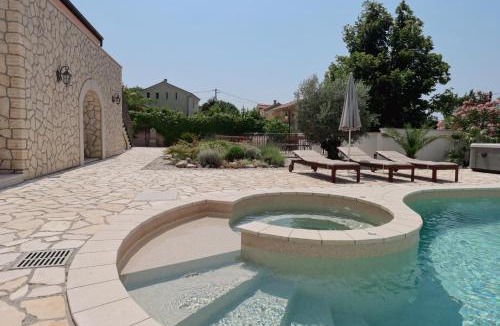 Grizane Villa | Casa Bianka