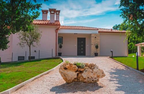 Rasa Villa | Villa Monte in Breg (Haus für 6 Personen)