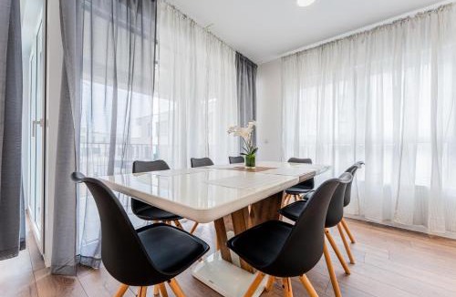Velika Gorica Apartment | Flex SelfCheckIns 100 - Zagreb - 2 Bedrooms - Parking - Loggia