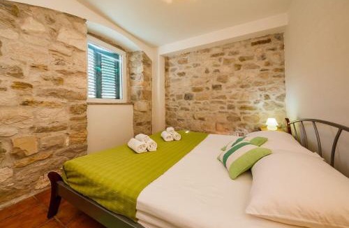 Kastel Novi Apartment | Apartments Villa Mirakul