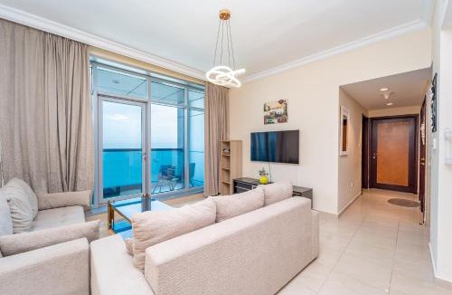 Rumailah Apartment | Beachfront holiday homes with beach,sauna,jacuzzi,cafe,restaurants and more