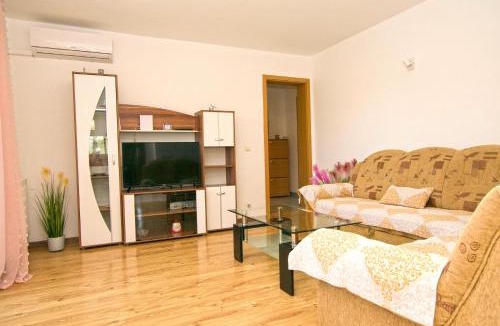 Velim Apartment | Apartment Iva Luca