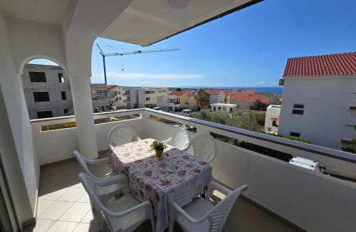 Novalja Apartment | Villa Mandza