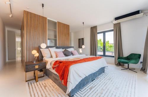 Zagreb Apartment | Zagreb 140 - The most Luxurious Villa with Private pool in Zagreb New - Apartment - Flexible Keybox Entry - Modern - WiFi
