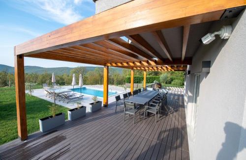 Trn Villa | Villa Violet