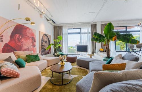 Zagreb Apartment | Zagreb 140 - The most Luxurious Villa with Private pool in Zagreb New - Apartment - Flexible Keybox Entry - Modern - WiFi