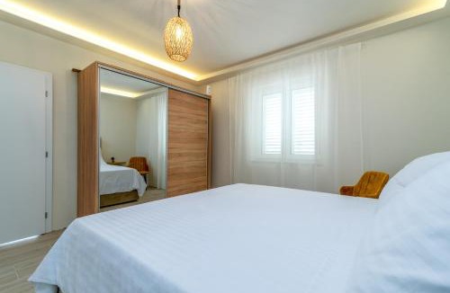 Seget Donji Apartment | Luxury Apartment Cascades - Sea View & Private Covered Parking
