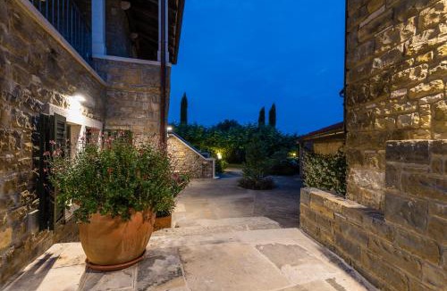 Marusici Apartment | L'Abbraccio della Quercia - Apartments