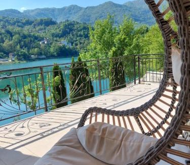 Konjic House | Villa AS sa bazenom na Jablaničkom jezeru