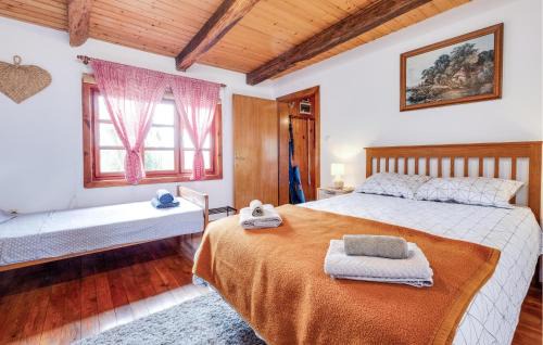 Kraljevec Sesvetski House | Beautiful Home In Hrascina With Sauna