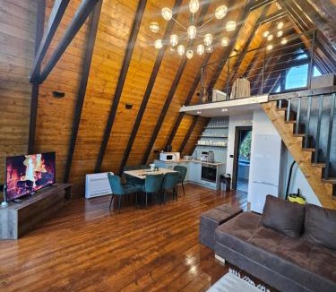 Jakovo Ski Chalet | Navas River House