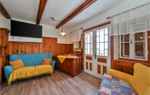 Veliki Lovrecan House | Pet Friendly Home In Veliki Lovrecan With Sauna