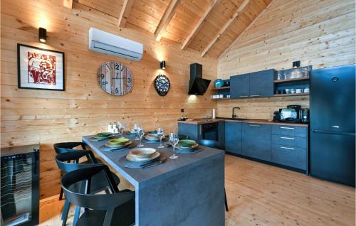 Krapinske Toplice House | Lovely Home In Klokovec