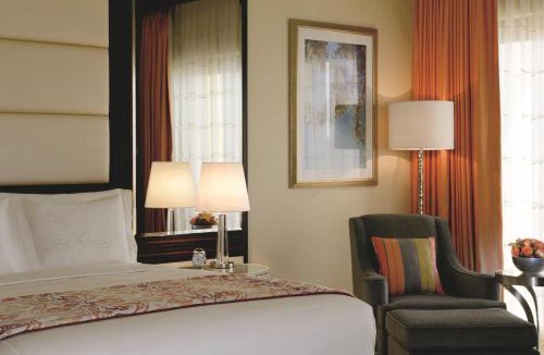 Abu Dhabi Resort | The Ritz-Carlton Abu Dhabi, Grand Canal