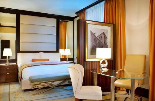 Abu Dhabi Resort | The Ritz-Carlton Abu Dhabi, Grand Canal