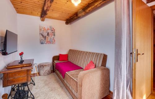 Kraljevec Sesvetski House | Green House
