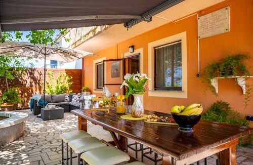 Vinkuran House | E-M Apartments with Private pool