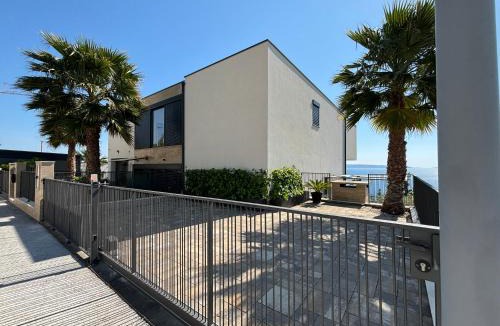 Okrug Gornji Apartment | Villa Night Pearl