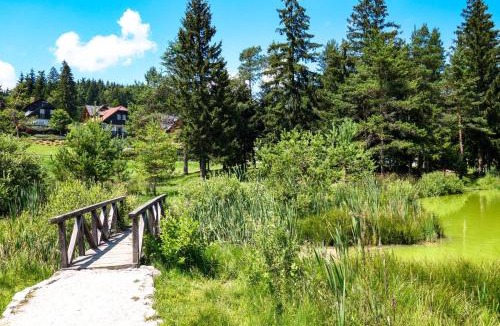 Velike Bloke Ski Chalet | Forest Princess Chalet near Lake Bloke - Happy Rentals