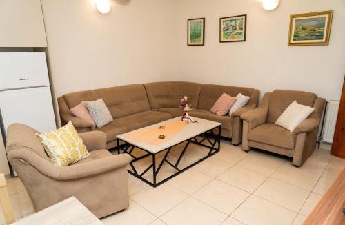 Siroki Brijeg Apartment | Apartment Lucija