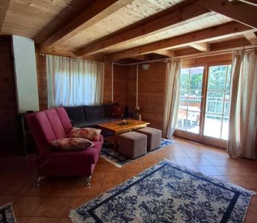 Jajce House | Brvnara Pliva 20m jezero rostilj Relax in Nature