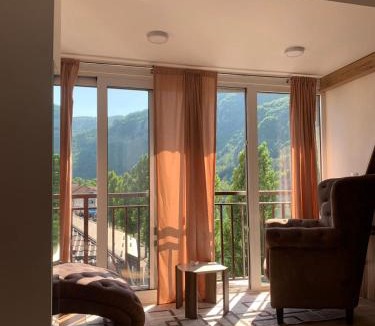 Visegrad Apartment | Aluna 3