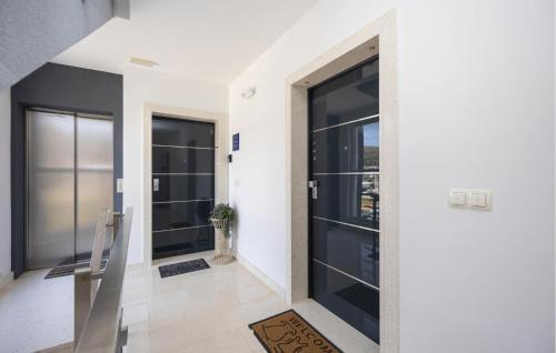 Seget Donji Apartment | 1 Bedroom Cozy Apartment In Seget Donji