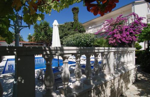Kastel Stari House | Villa Aspalathos