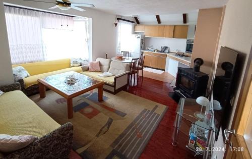 Kulen Vakuf Apartment | Vacation Home "Cehic"