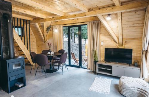Risovac Resort | LandHaus Tri Vikendice