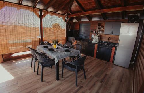 Glamocani House | Rustic Casa