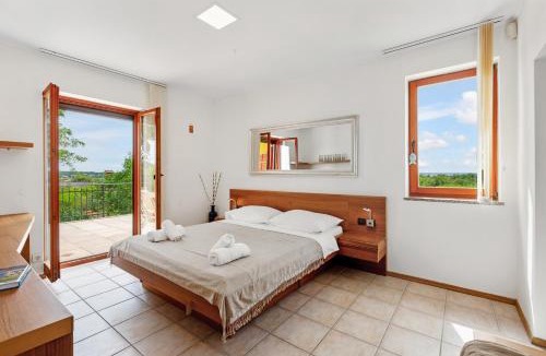 Vilanija Villa | Villa Umag Istria seaview private pool and garage by Rentistra