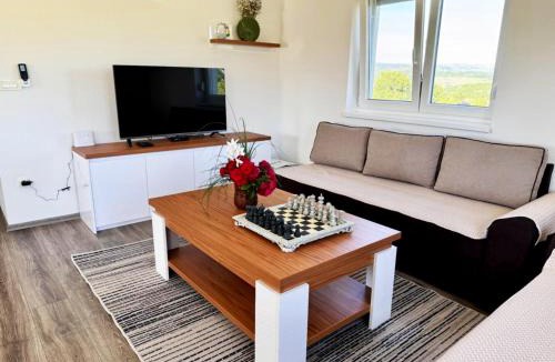 Canton 10 Villa | Vila Anamari