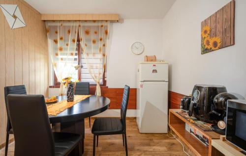 Opric Apartment | 2 Bedroom Amazing Apartment In Lovran